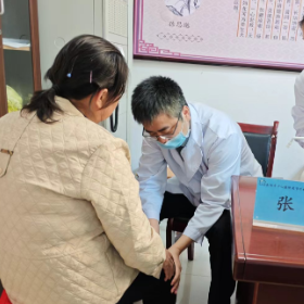 家门口的专家门诊 医患的双向奔赴
