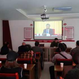 杨树塘社区：学习两会精神，培育社会主义核心价值观