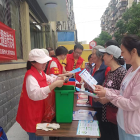 垃圾分类进万家 点亮文明新时尚