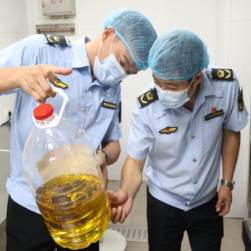 岳阳楼区市场监督管理局开展暑期校外托管机构餐饮安全检查