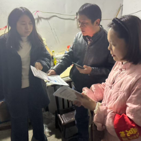 梅溪桥社区多举措织密医保征缴宣传网