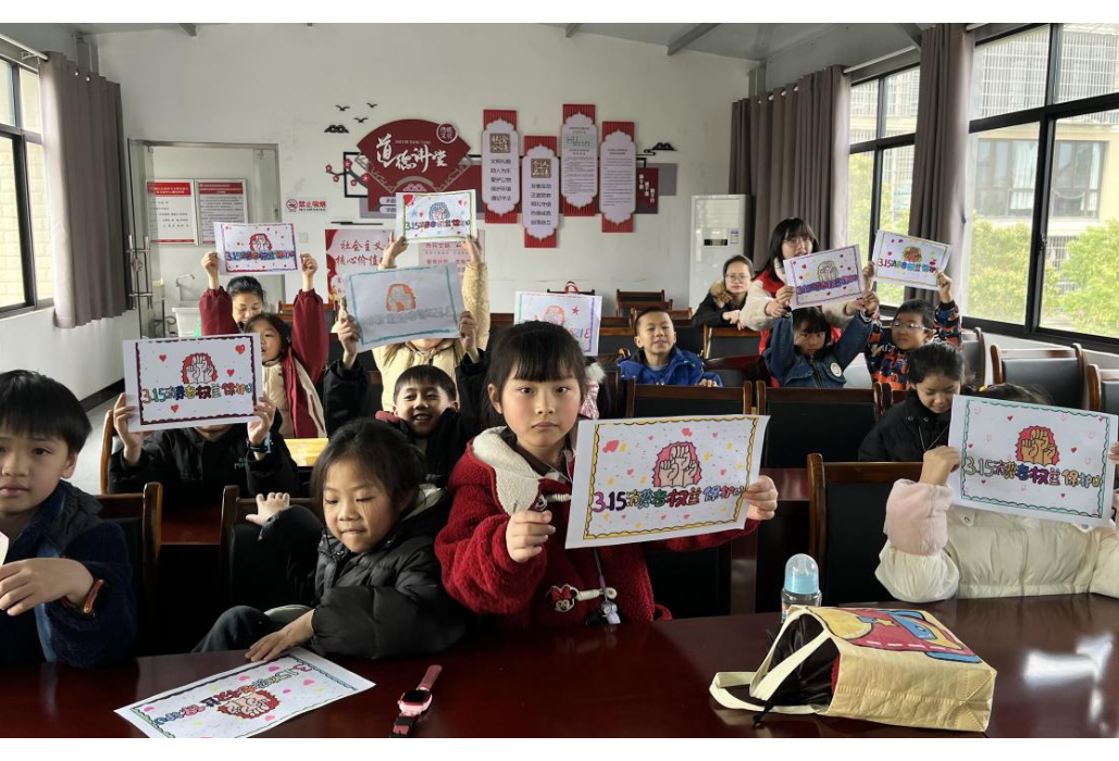 315少年识真行动：走进北环路社区“消费课堂”