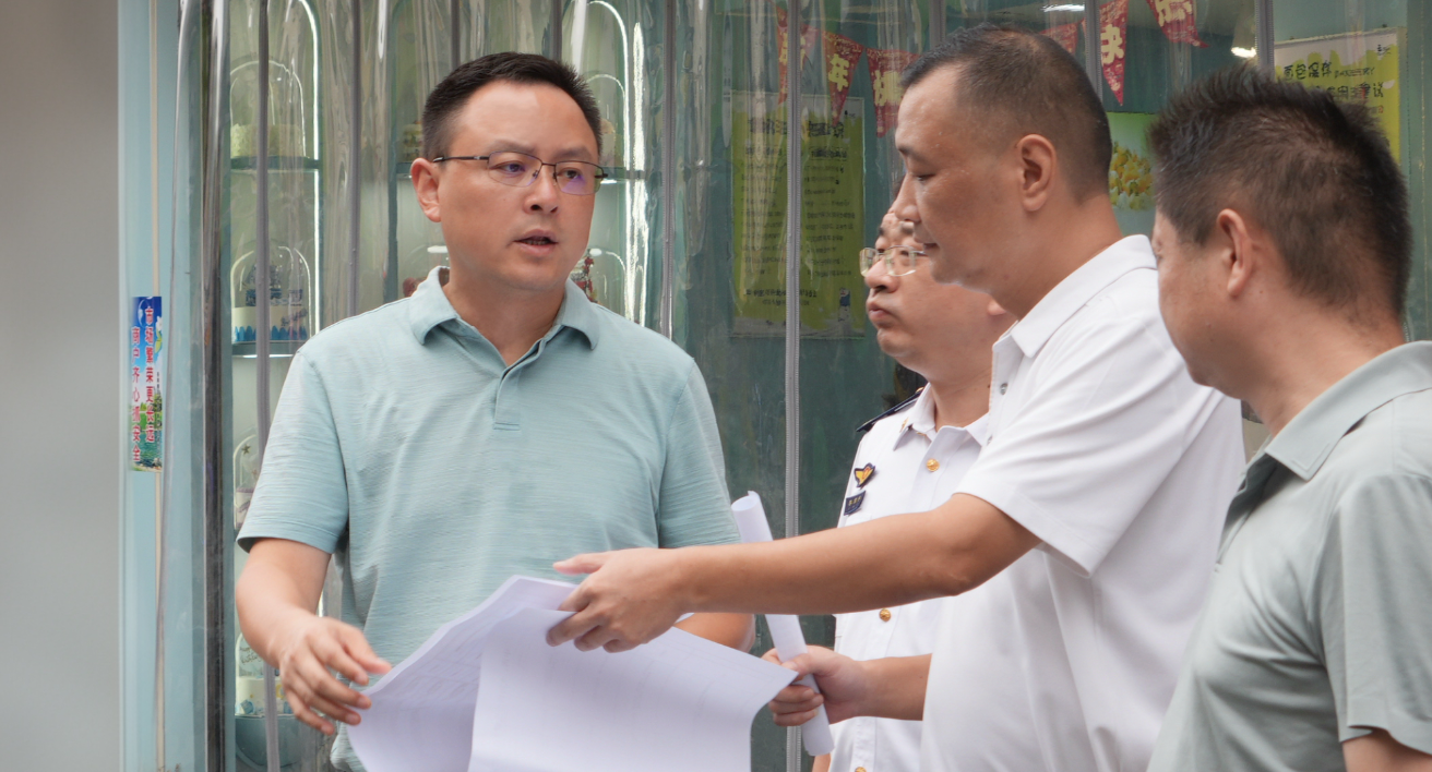 白再兴督导民生实事项目建设和突出安全隐患整治工作