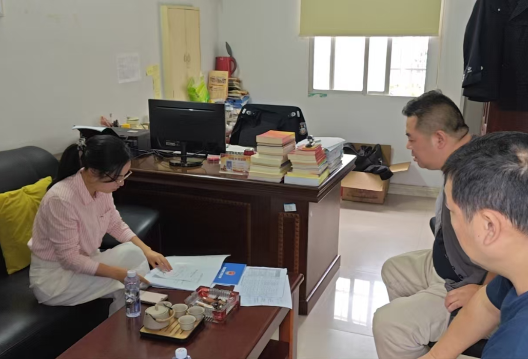 岳阳楼区司法局开展双节前社区矫正及安置帮教走访摸排，筑牢安全稳定防线