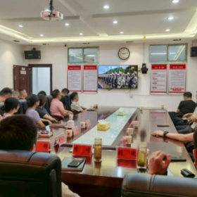 “观阅兵 忆峥嵘 强信念”——枫桥湖街道新时代文明实践所组织观看抗战胜利80周年阅兵