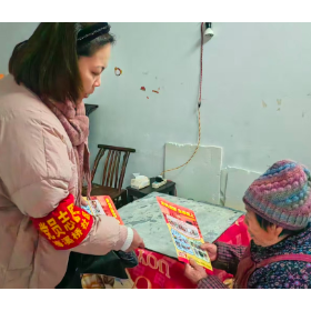 梅溪桥社区：上门走访暖人心 安全服务护万家