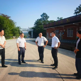 守牢资源底线,统筹发展和保护
