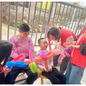 第三十六个全国助残日:岳阳楼区青春志愿同行 温情守护折翼天使