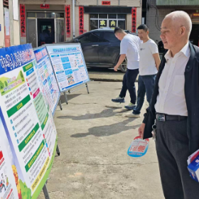 普法赶集暖人心 民法典守护乡村烟火气——岳阳楼区司法局西塘司法所开展“民法典宣传月”普法活动