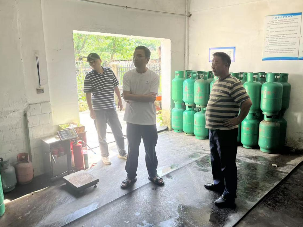 金鹗山街道：以“时时放心不下”的责任感，全面起底排查整治安全风险隐患