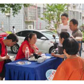 “义诊送健康 端午暖人心” 南港社区开展口腔健康公益义诊活动