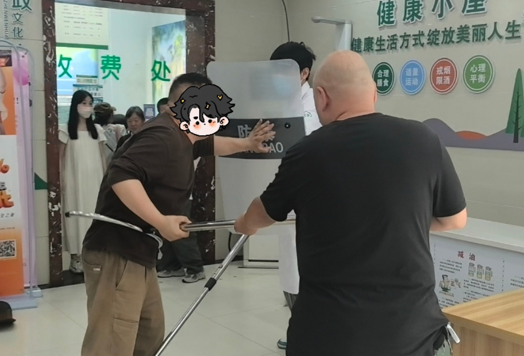 以练筑防 以演备战——严重精神障碍患者肇事肇祸应急处置演练