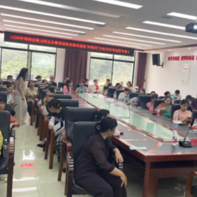 分水垅社区“向阳花”行动开讲：好习惯是全家人的“医保卡”