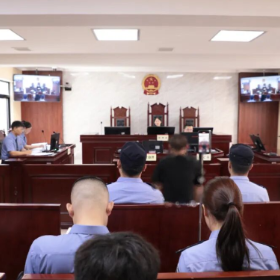 以听促学砺精兵,以评促改强素能——岳阳楼区人民检察院开展刑事案件听庭评议活动
