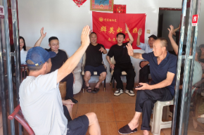 望岳社区：群英议事聚民力 根治污臭优环境