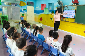 东升社区开展防溺水安全课堂 筑牢幼儿夏日防护墙
