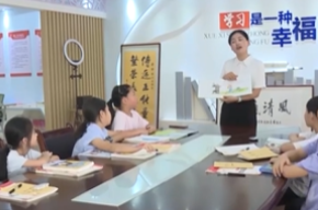 九年扎根乡土守童心 实干担当绘就乡村治理新风尚