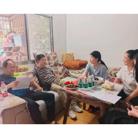 情暖金秋 助学筑梦