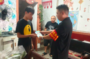 梅溪桥社区：入户开展防溺水宣传  守护青少年夏日安全