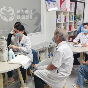 科普赋能健康 义诊暖心惠民