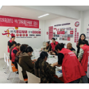 琵琶王社区：艾香伴月圆 巧手锤安康