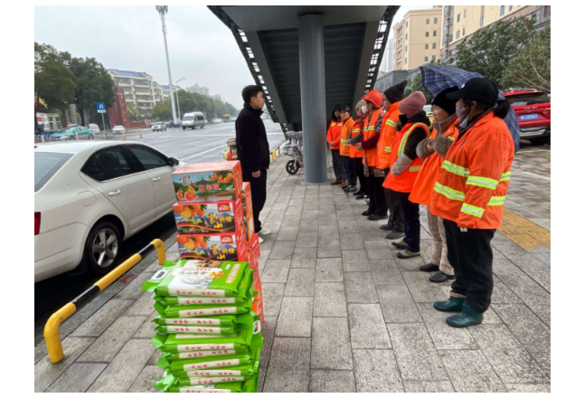 枫桥湖街道：暖心慰问迎新春 情系环卫暖人心