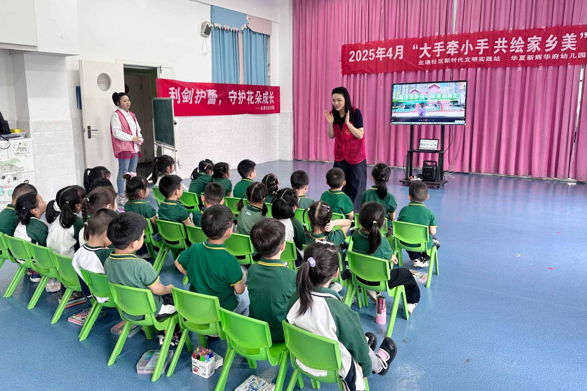 2092764403.jpg 2092764403.jpg