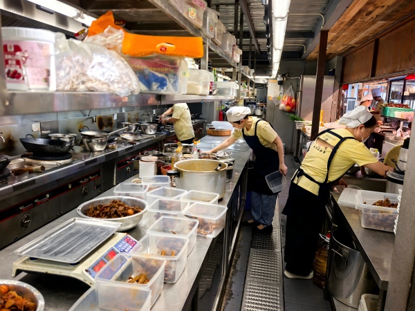 岳阳楼区二号仓库渔市餐饮店(1).jpg 岳阳楼区二号仓库渔市餐饮店(1).jpg
