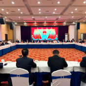 岳阳市岳阳楼区第七届人民代表大会第一次会议主席团举行第三次会议