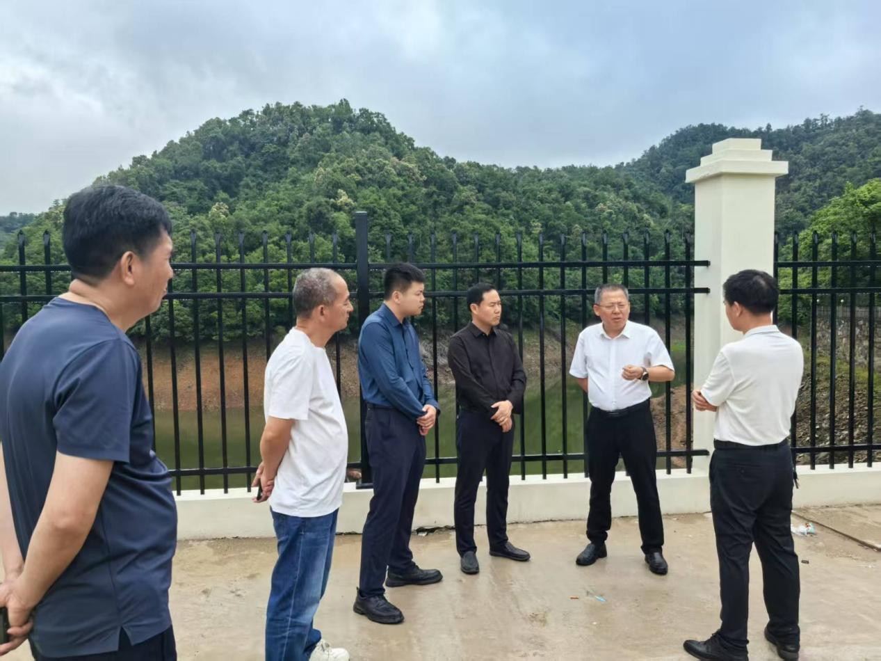 图片 1.png 图片 1.png