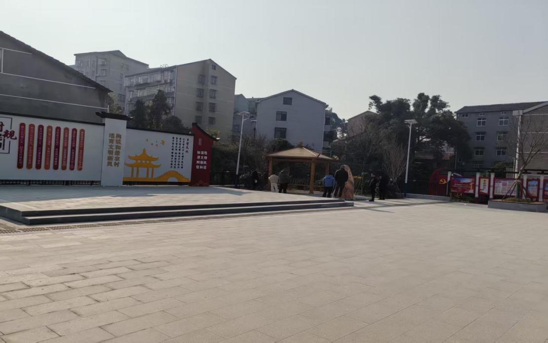 图片2.jpg 图片2.jpg