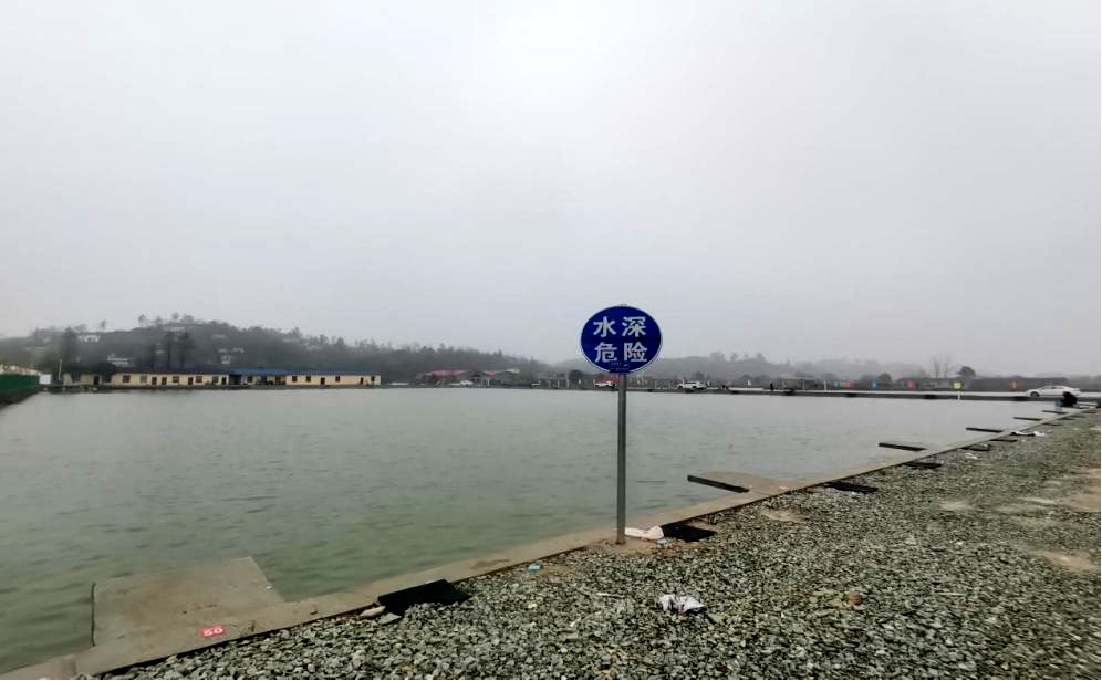 图片4.jpg 图片4.jpg