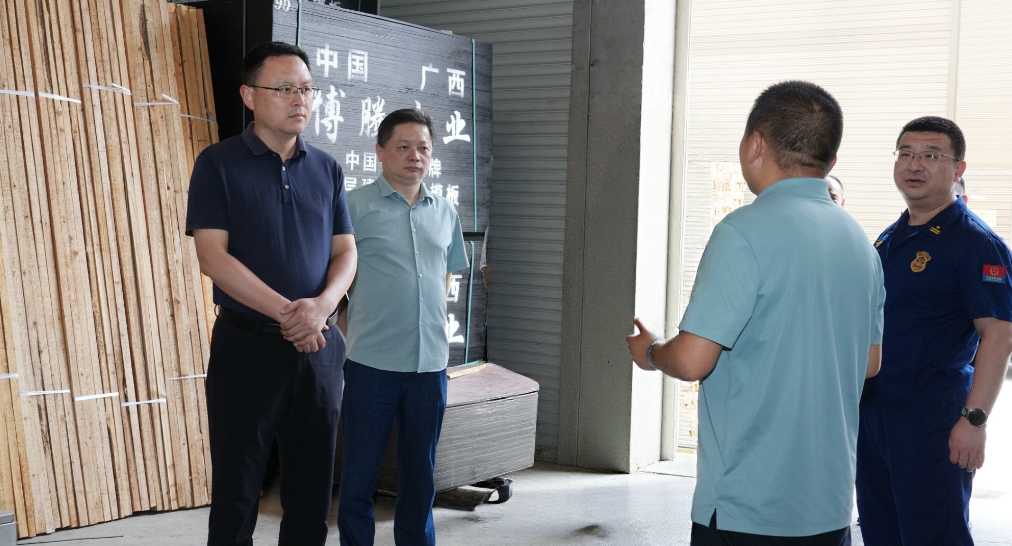 白再兴暗访联点街道和重点行业安全生产工作