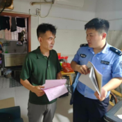 洛王街道瑶塘坡社区携手洛王派出所开展"九小场所"消防安全"扫雷"行动
