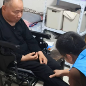 签约履约送健康 上门体检暖民心——站前路街道社区卫生服务中心以家庭医生签约服务守护老人与特殊人群健康