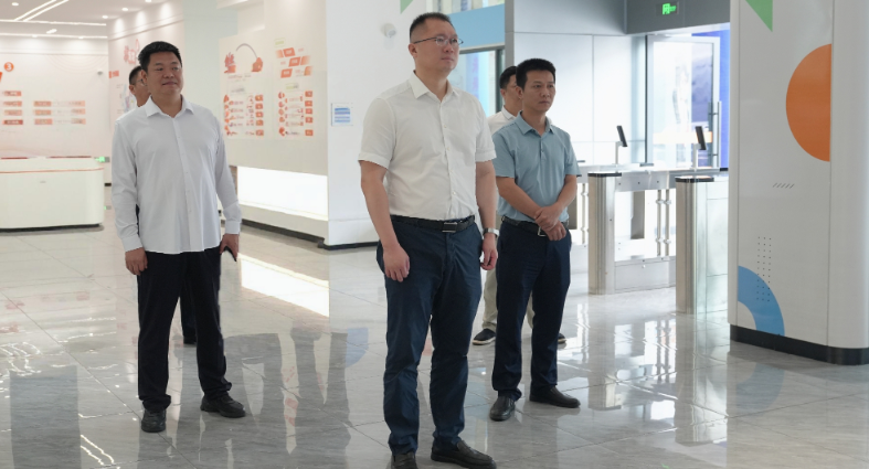 杨钦涵专题调研高质量发展产业项目建设
