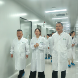 岳阳楼区工商业联合会(总商会)组织我区企业家代表赴岳阳县高新技术产业园区考察交流