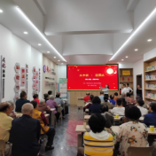 吕仙亭社区开展“中秋茶话叙邻里 巧手制灯庆月圆”活动