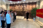 剪刀池社区开展“铭记抗战历史 传承爱国精神”抗日战争胜利纪念日党建活动