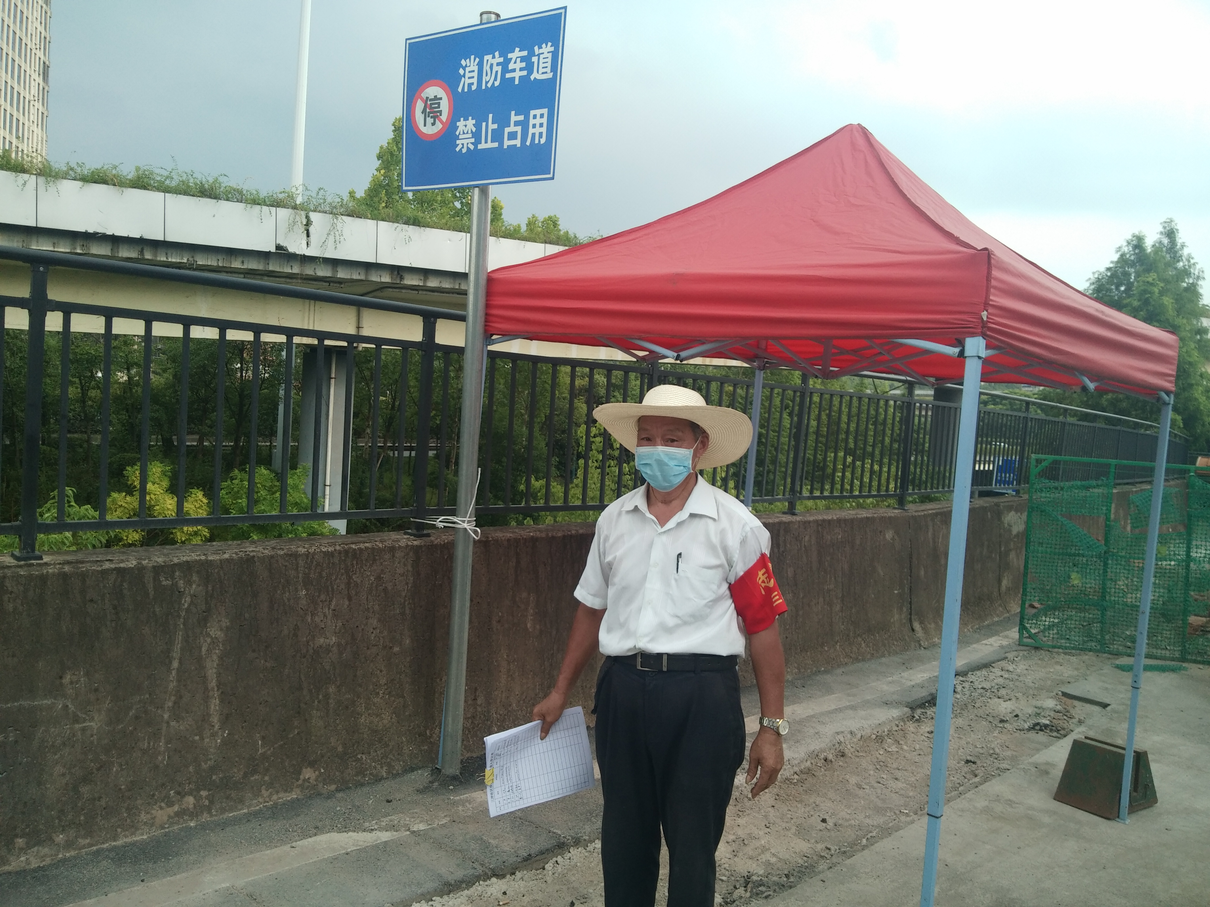 唐竹平 工作照2.jpg
