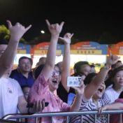 听说，你又赢到了免费啤酒？机会不多，还不快来！