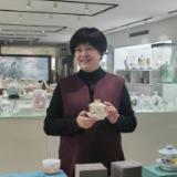 以瓷会友！全国两会在即，国代表黄小玲准备了……