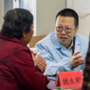 他说，管住嘴解决90%问题