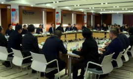 我市专题召会调度服务企业、推进项目 王利波出席并讲话