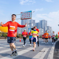 热血的人，从不缺奔跑的理由！