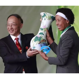 奥运国礼！这件醴瓷被永久收藏