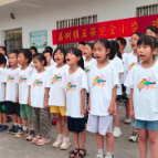 雨水打湿舞台，却让非遗表演更闪亮