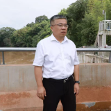 向青松督导防汛：以万全准备确保安全度汛