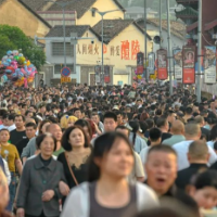 从街头小吃到城市IP，一碗炒粉如何带火一座城？