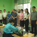 驻醴株洲市人大代表第三小组开展“关爱特殊儿童，传递温暖力量”小组活动，刘新华、贺小玲参加
